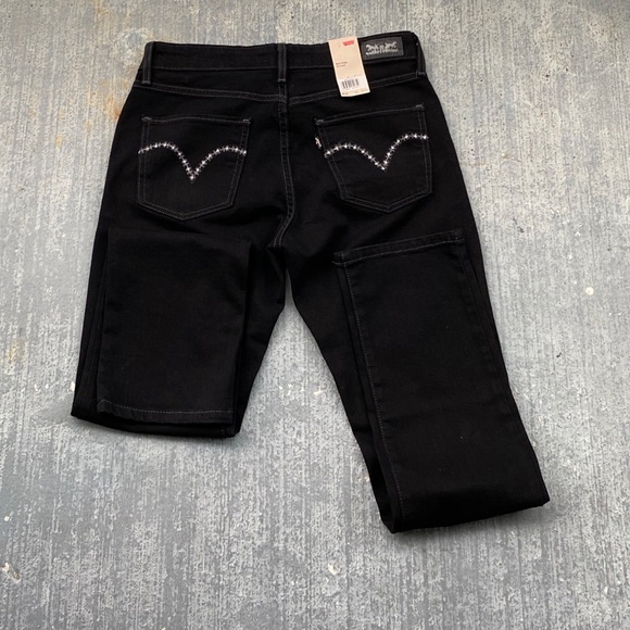 Black Levi jeans - Picture 2 of 9